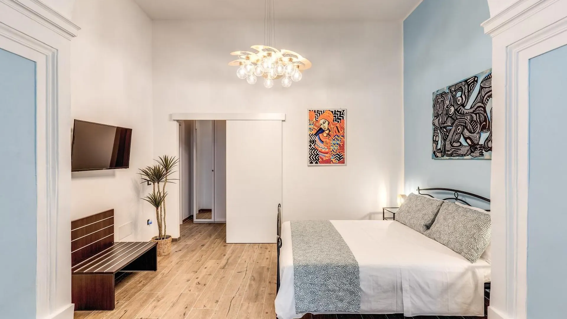 The Quarters Naples Apartments
