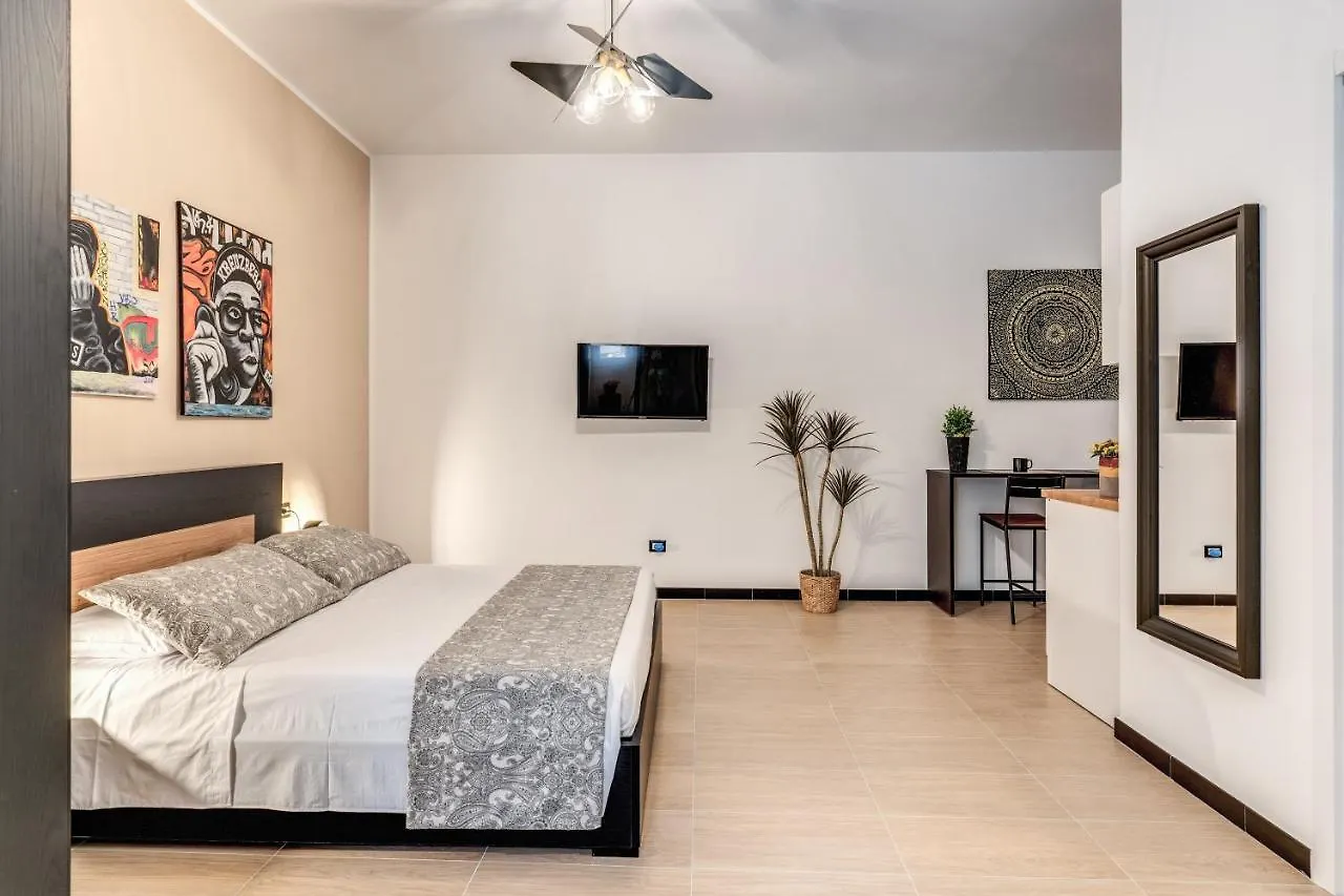 The Quarters Naples Apartments