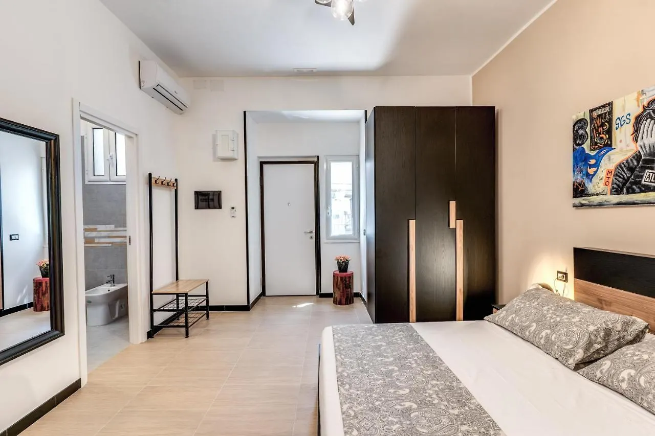 The Quarters Naples Apartments