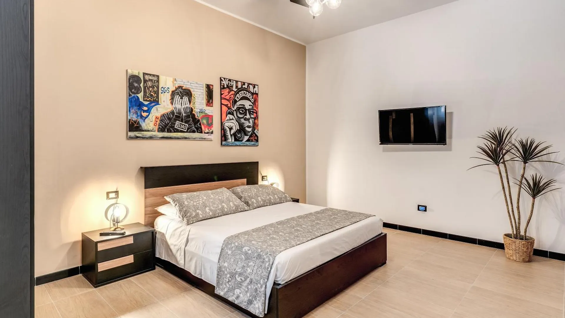 The Quarters Naples Apartments